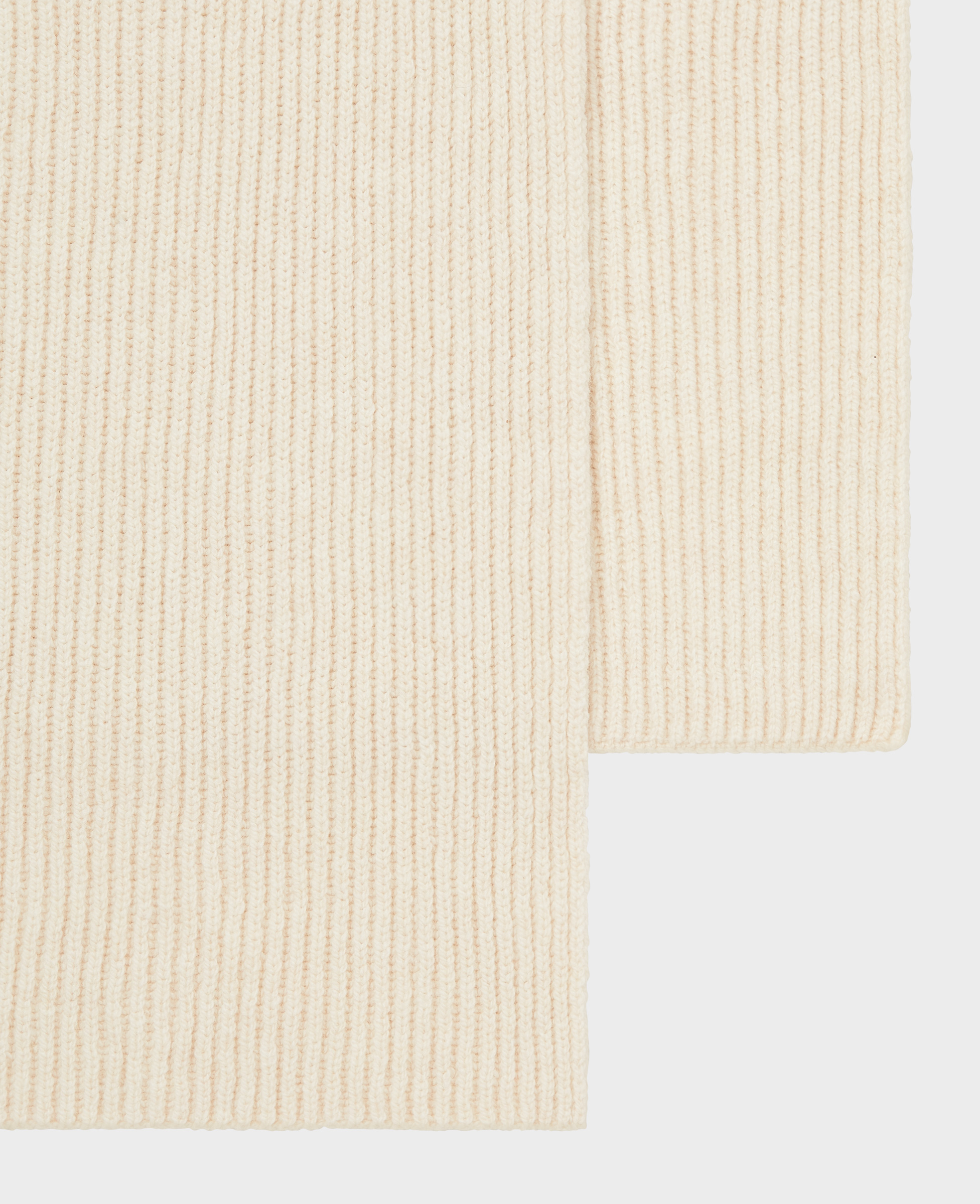 Extra Fine Lambswool Ribbed Scarf